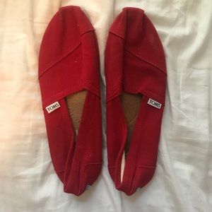 Red Toms